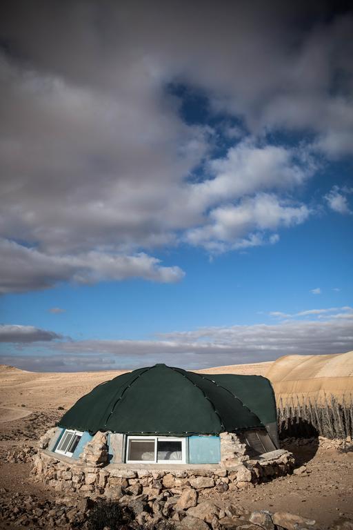 Silent Arrow Hotel Mitzpe Ramon Exterior photo
