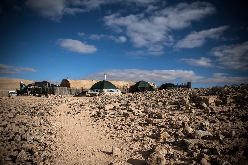 Silent Arrow Hotel Mitzpe Ramon Exterior photo